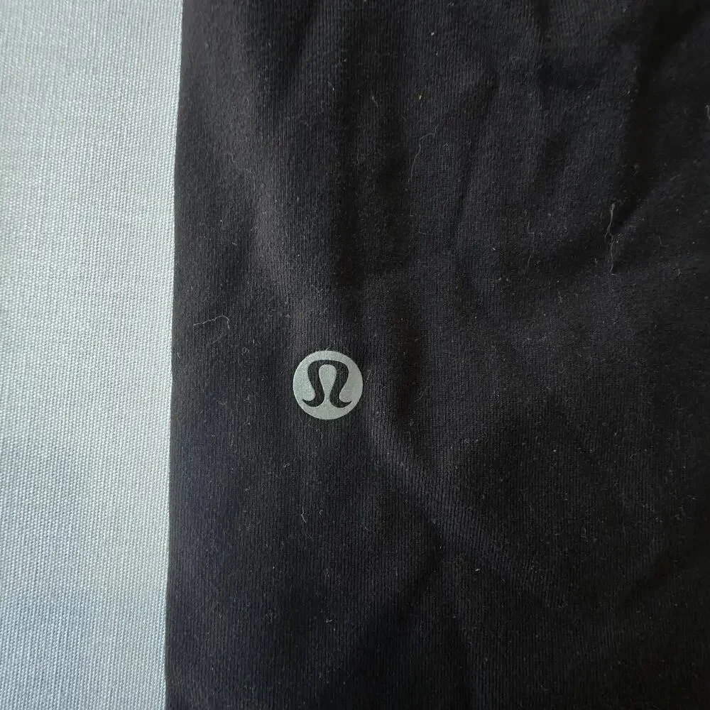 Lululemon womens Wunder Under Crop (Hi-Rise) *Full-On Luon black/gray sz 2